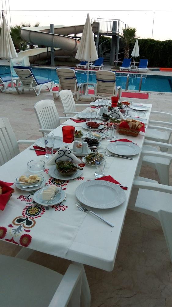 Mikado Hotel Mahmutlar Ngoại thất bức ảnh