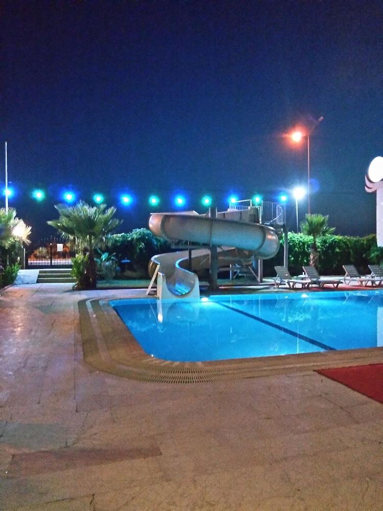 Mikado Hotel Mahmutlar Ngoại thất bức ảnh
